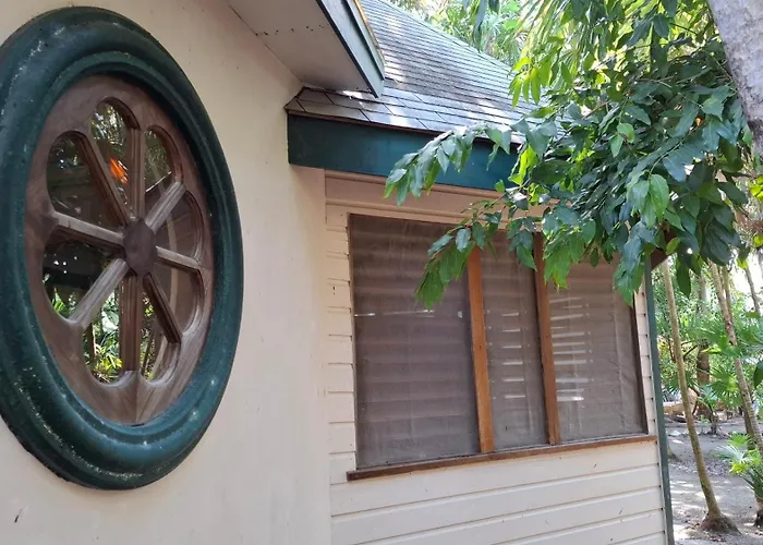 Jungle Cocoon Boutique Hotel